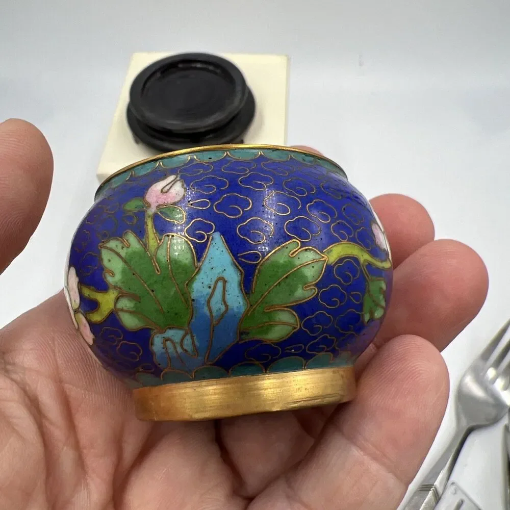 N/A beautiful antique